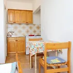 10131a Appartement Trpanj